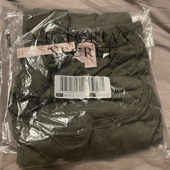 Victoria’s Secret modal sleep set. Olive green. Long Sleeve shortie set. - Picture 2 of 2